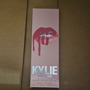 NIB Kylie Cosmetics Velvet Liquid Lipstick And Liner Set  100 posie K